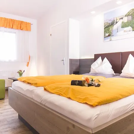 Guest house Knappenwirt 3*