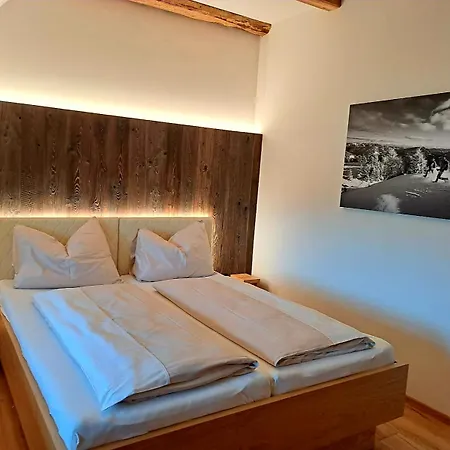 Knappenwirt Guest house 3*