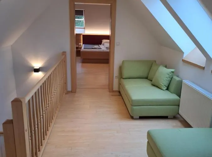 Knappenwirt Guest house Mariahof