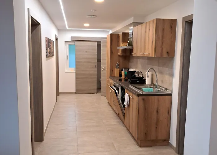 Knappenwirt Konukevi 3*