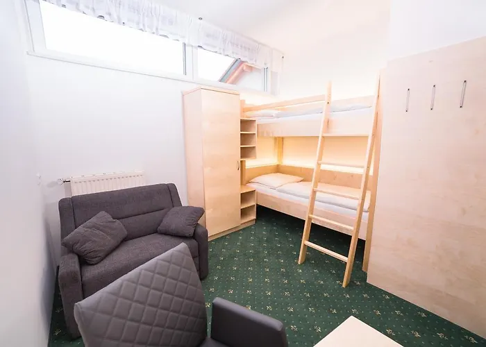 Guest house Knappenwirt 3*